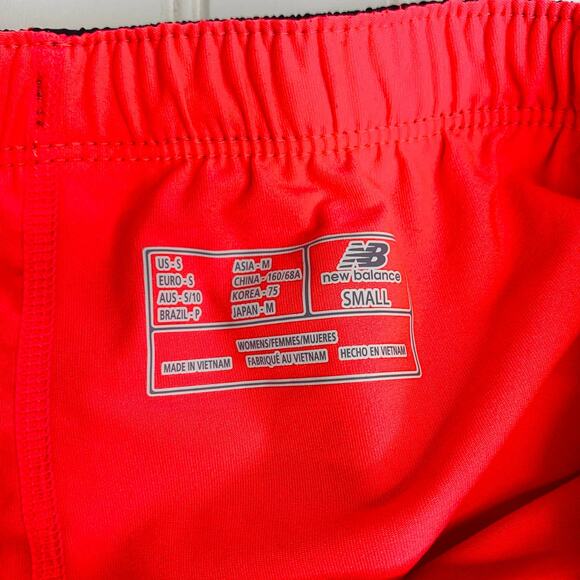 New Balance Running Shorts Sz Small Black Pink - Picture 4 of 4